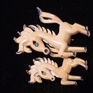 Horse 🐎  brooches